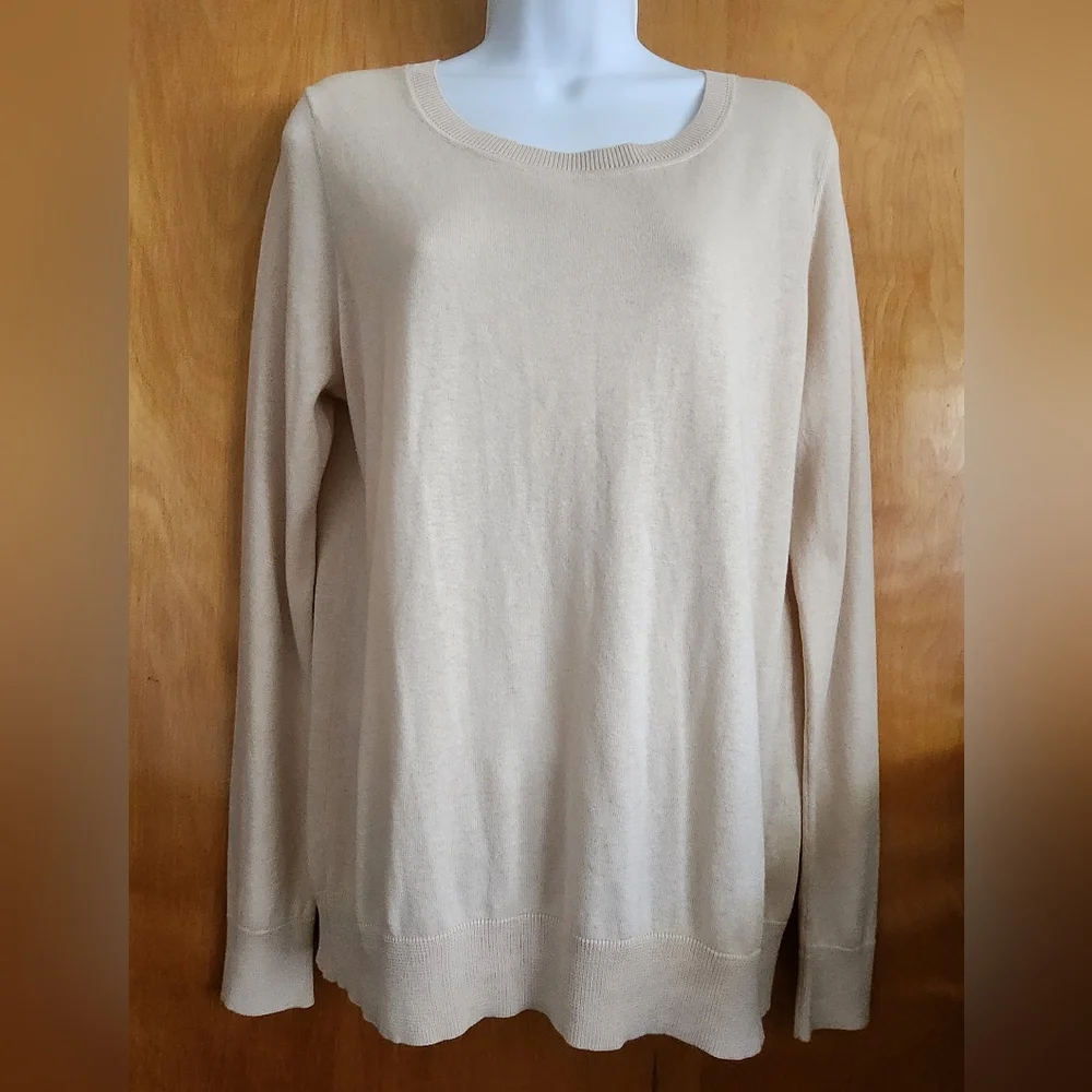 Sandro Silk/Cotton/Cashemere Cream Sweater Cutout Back Design - Picture 2 of 16